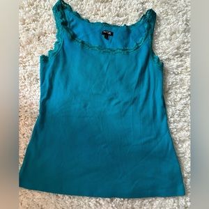 🌷Lace and Ribbed Sleeveless Top